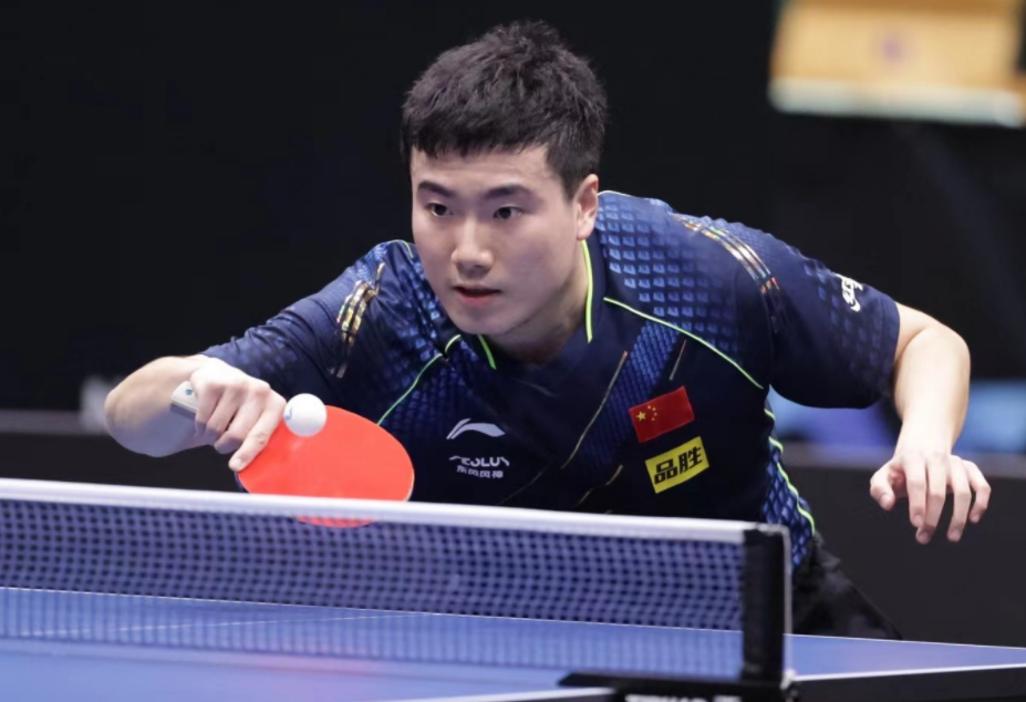 了无数球迷 了无数球迷