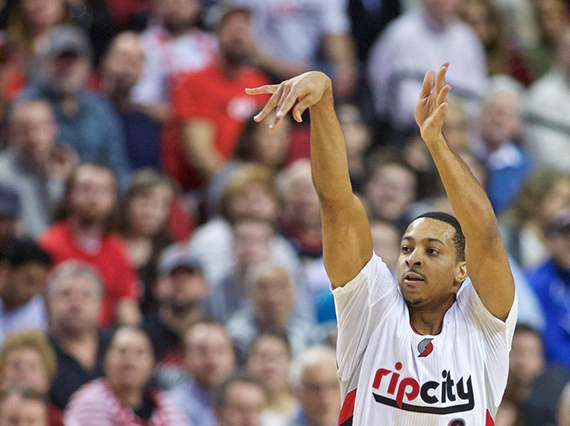 英超裁判被 英超裁判被